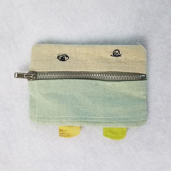 Anthropologie Handbags - Anthropologie Zipper Mouth Coin Purse Anthropologie Handbags - Anthropologie Zipper Mouth Coin Purse
